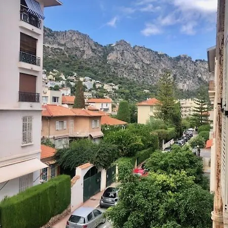 2P climatisé à 400m de la plage